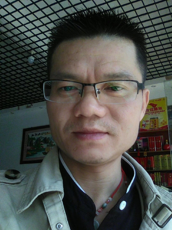 飘逸的第一张照片--宜春中老年相亲网